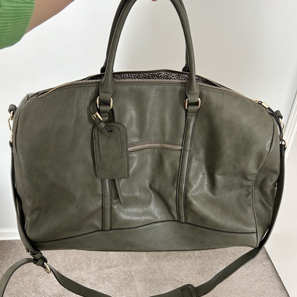 Sole Society Faux Leather Devon Weekender in Olive - Picture 2 of 5